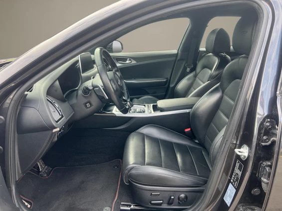 immagine del veicolo 8 immagine del veicolo 8