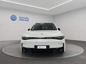 https://vehicle.imgix.net/4247848/e9ffd15f-4c50-48a2-881c-460de593b900.jpg