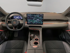 https://vehicle.imgix.net/4247851/be95ddb8-517b-47b7-9a62-1f1c1b96de68.jpg