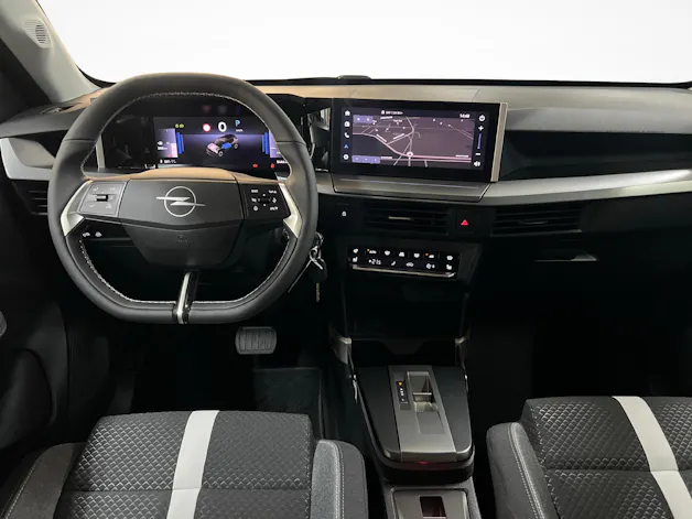 Opel Frontera 1.2 T HEV 145 GS