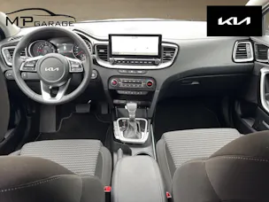 Kia Ceed 1.5 T-GDi MHEV Power