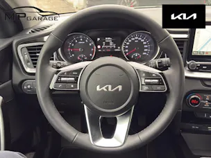 Kia Ceed 1.5 T-GDi MHEV Power