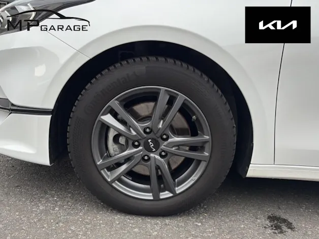 Kia Ceed 1.5 T-GDi MHEV Power