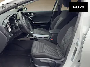 Kia Ceed 1.5 T-GDi MHEV Power