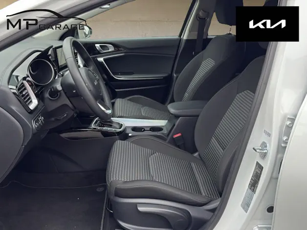 Kia Ceed 1.5 T-GDi MHEV Power