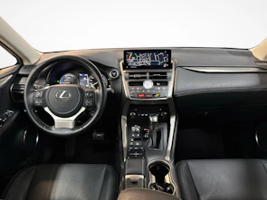 image du véhicule LEXUS NX 300h Comfort