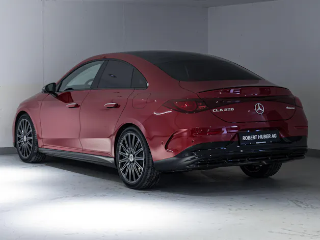 Mercedes-Benz CLA 220 AMG Line 4matic