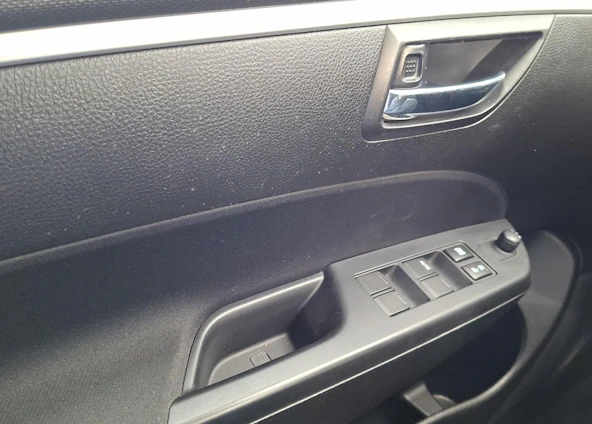 image du véhicule 12 image du véhicule 12