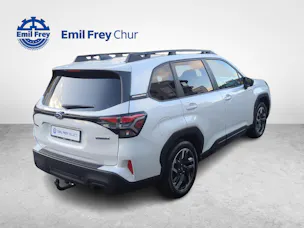 Subaru Forester Station 2.0i e-Boxer Swiss Plus