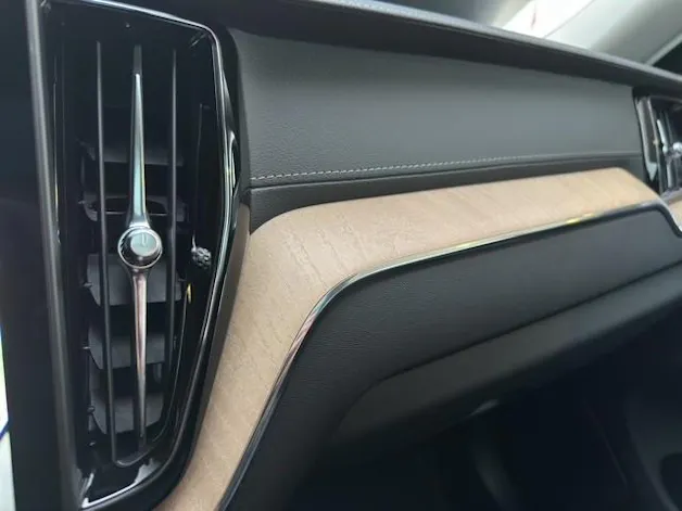 Volvo XC60 2.0 T6 TE Ultra Dark eAWD
