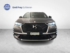 https://vehicle.imgix.net/4248008/d0ee78f5-3885-4aba-93fa-956bd35dab43.jpg