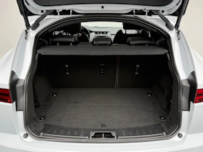 Fahrzeugbild JAGUAR E-Pace 2.0 T 250 R-Dynamic SE AWD