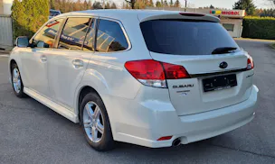 Subaru Legacy Station 2.0i Swiss