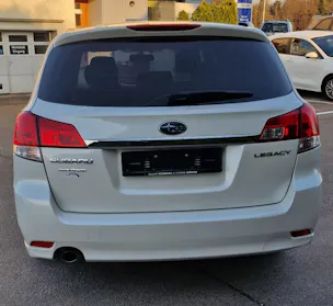 Subaru Legacy Station 2.0i Swiss