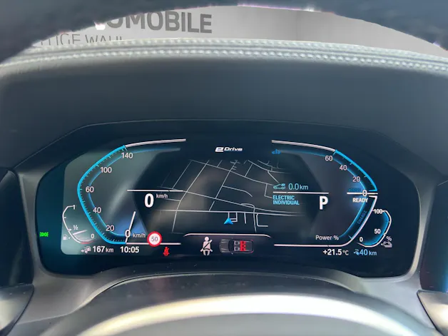 BMW 330e xDrive SAG Touring