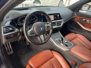 BMW 330e xDrive SAG Touring