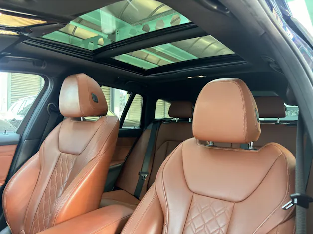 BMW 330e xDrive SAG Touring