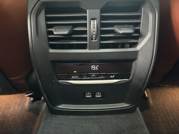 BMW 330e xDrive SAG Touring