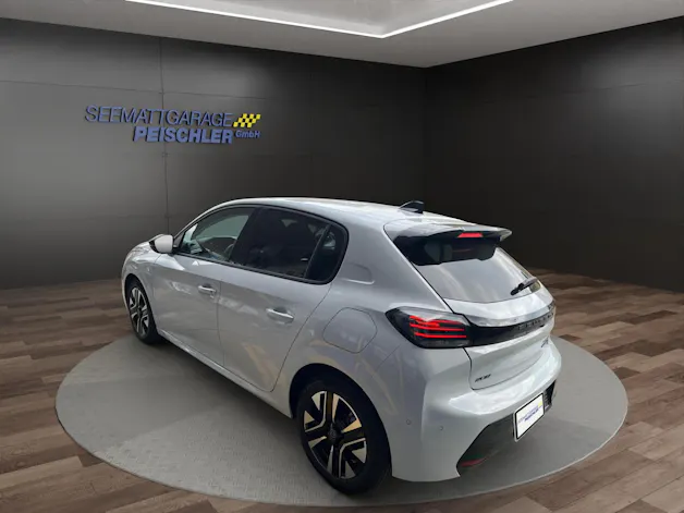 Peugeot 208 1.2 Hybrid Allure