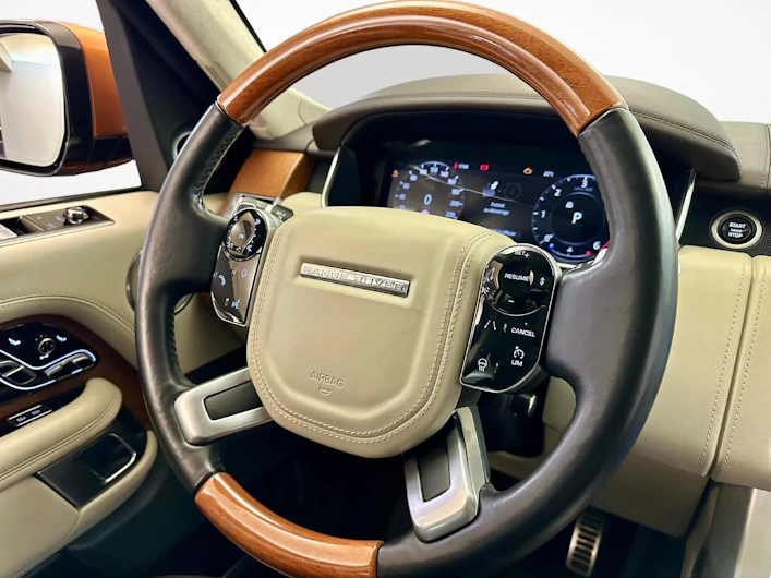 immagine del veicolo LAND ROVER RANGE ROVER