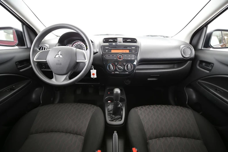 image du véhicule MITSUBISHI SPACE STAR