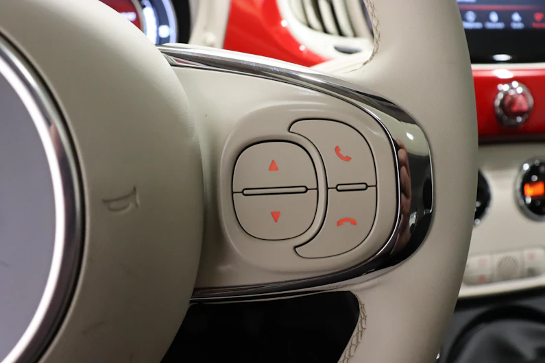 image du véhicule FIAT 500
