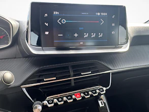 https://vehicle.imgix.net/4248215/20a549ae-bb95-4273-925a-e0d2eebedf0b.jpg