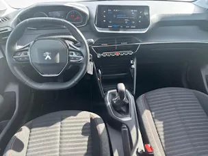 Peugeot 208 1.2 PureTech Active / ab 3,99% Leasing bei Abschluss einer Protect Autoversicherung