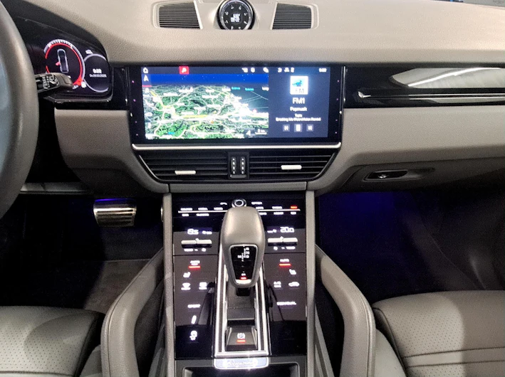 image du véhicule PORSCHE CAYENNE