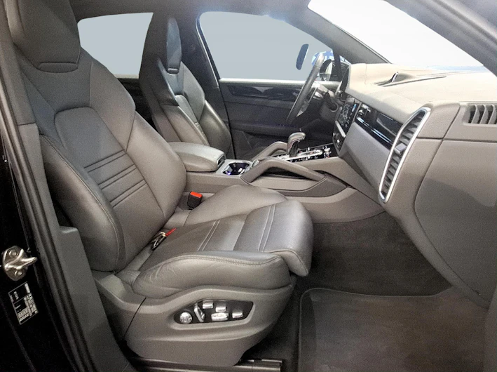 image du véhicule PORSCHE CAYENNE