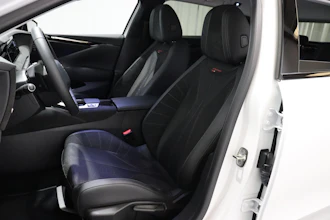 https://vehicle.imgix.net/4248261/bb18ec92-af46-43a8-9575-f6da544999c1.JPG