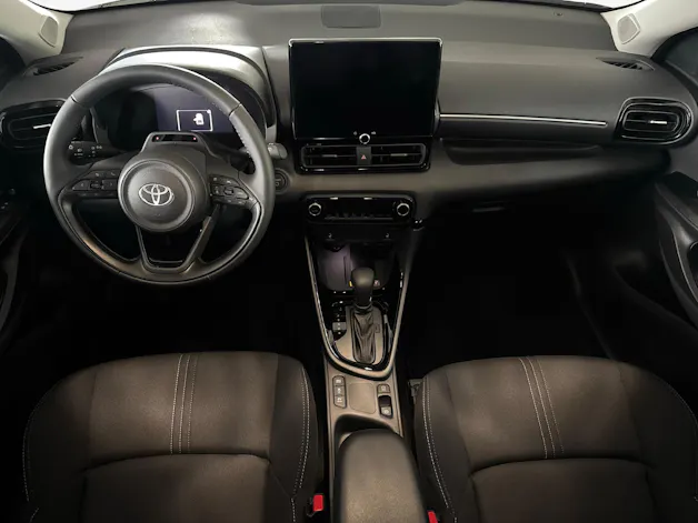 Toyota Yaris 1.5 VVT-i HSD Trend