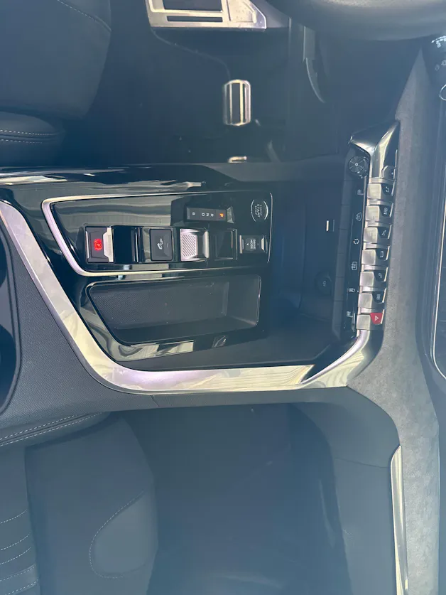 Peugeot 3008 1.6 Plug-in Hybrid4 GT