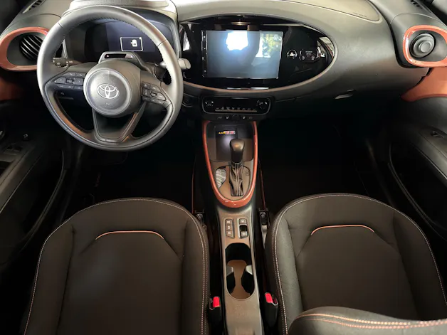 Toyota Aygo X 1.5 VVT-i HSD Trend
