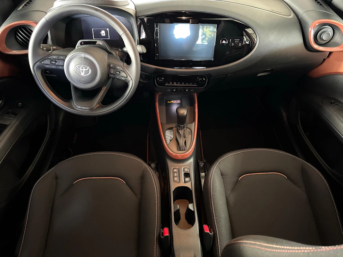 immagine del veicolo TOYOTA AYGO X