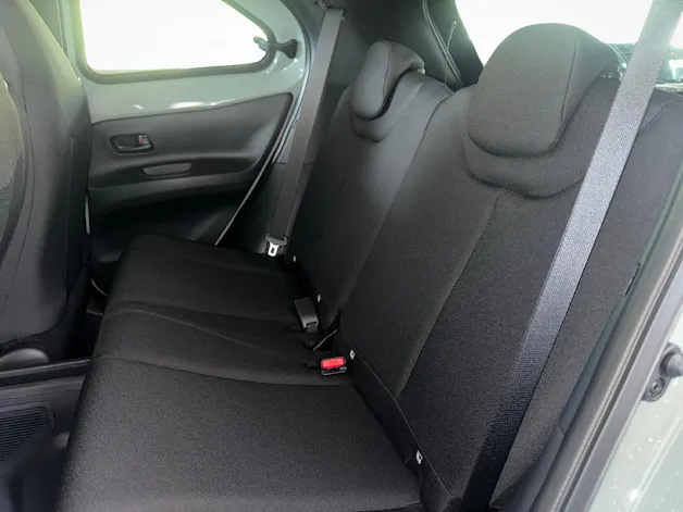 Toyota Aygo X 1.5 VVT-i HSD Trend