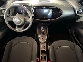 https://vehicle.imgix.net/4248442/68a4ef21-4826-4e99-935b-ab4baae5f634.jpg