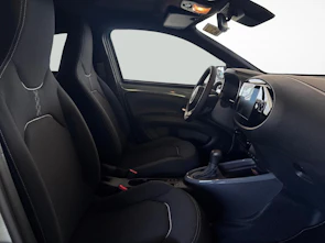 immagine del veicolo TOYOTA Aygo X 1.5 VVT-i HSD Trend