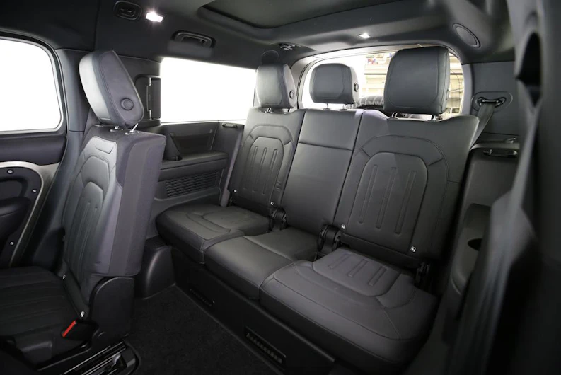 immagine del veicolo LAND ROVER DEFENDER