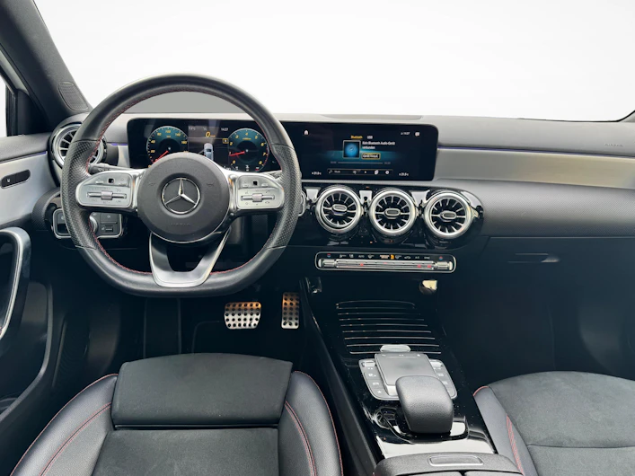 image du véhicule MERCEDES-BENZ A 180