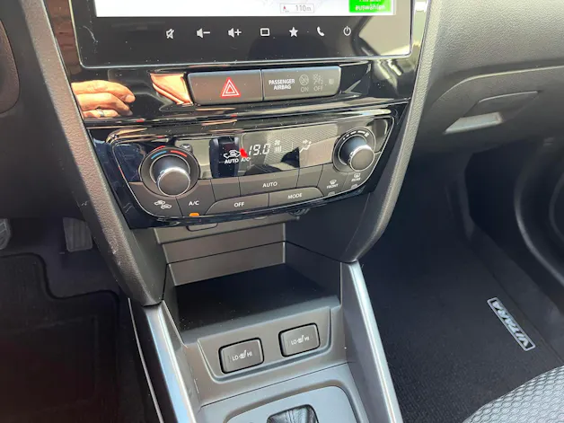 Suzuki Vitara 1.4 T Sakura Hybrid 4x4