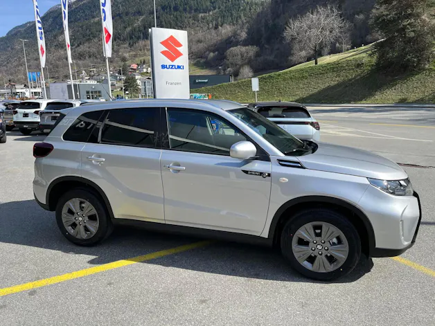 Suzuki Vitara 1.4 T Sakura Hybrid 4x4