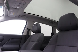 https://vehicle.imgix.net/4248756/9b6b8c8a-47ab-4db6-be82-54fa7ccfc3b7.JPG