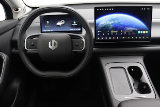 https://vehicle.imgix.net/4248776/c15895e7-93cf-4ea4-967b-4b15b528c358.JPG