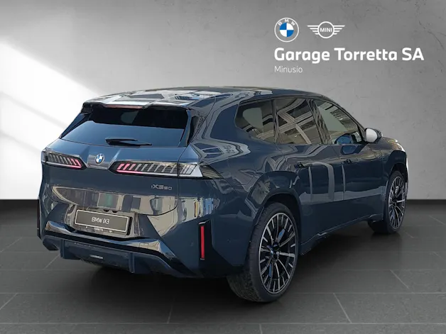 BMW iX3 50 xDrive