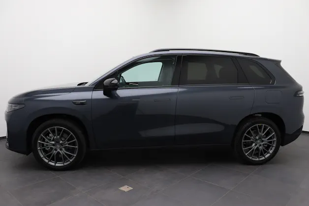 Leapmotor C10 EV AWD