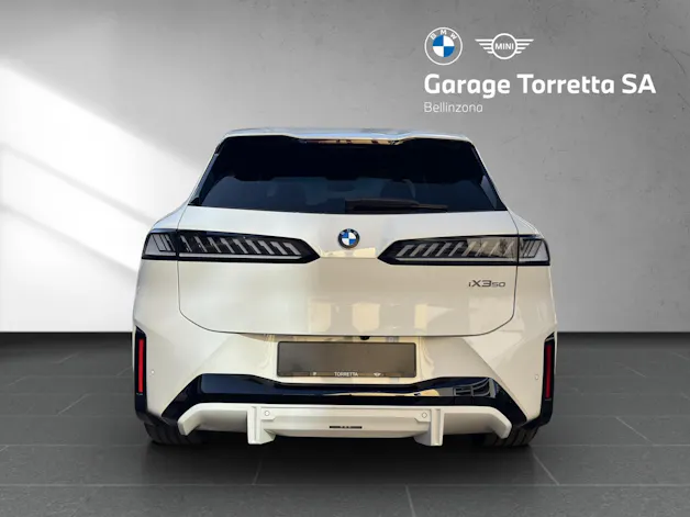 BMW iX3 50 xDrive