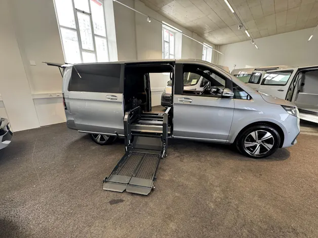 Mercedes-Benz V 300 d lang Style 9G-Tronic