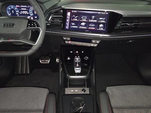 Audi Q4 e-tron 45 Edition Swiss Ski quattro