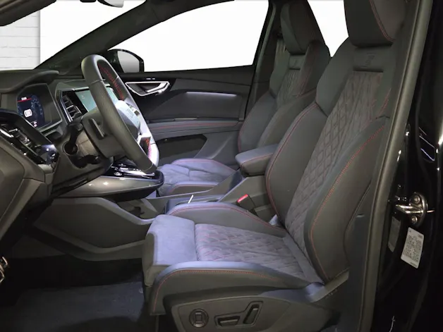 Audi Q4 e-tron 45 Edition Swiss Ski quattro